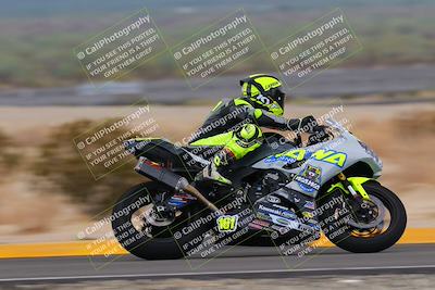 media/Sep-11-2022-SoCal Trackdays (Sun) [[81b7e951af]]/Turn 7 (1145am)/